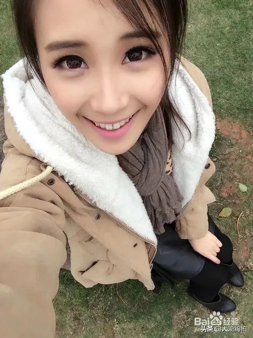 自拍摄影要不要用架子和灯?怎么用?