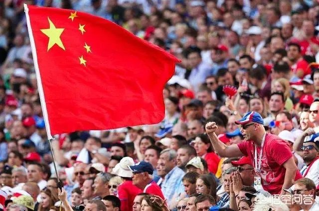 如何评价亚洲杯男足取得首胜后,中国球迷赛后主动清理观众席垃圾的行为?