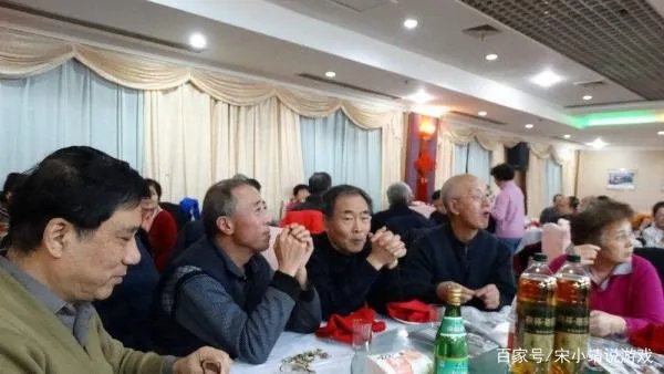战友聚会通知了，没有参加聚会的这些人是什么心态呢？