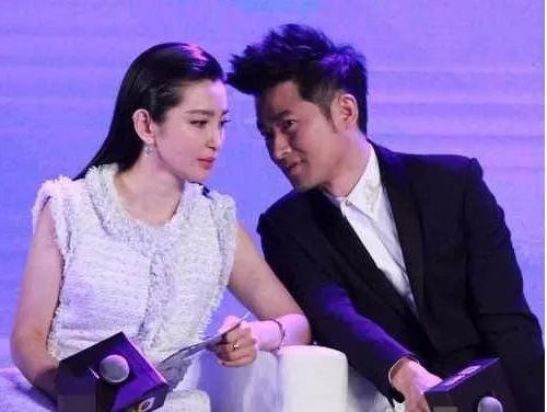 被误认为是情侣的明星，除了吴昕杜海涛，你们还想到谁了？