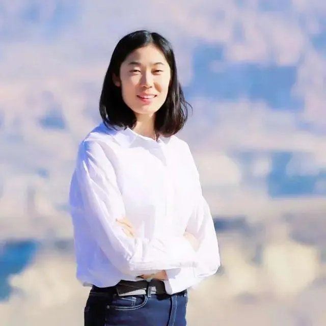 大家评价一下,中国女排的队长朱婷?