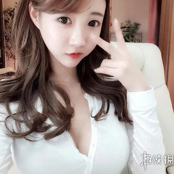瞬间美炸,泳装都包不住了!韩国女主播雪梨私照曝光