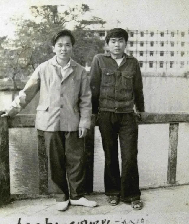 李嘉诚从亚洲首富到现在的亚洲第四, 这表明了什么?