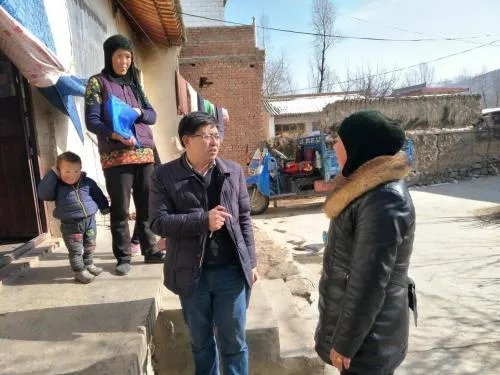 扶贫干部驻村11年从小伙成了大叔,是什么让他变化这么大?
