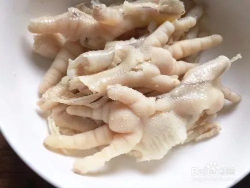 无骨鸡爪怎么去骨?用嘴啃吗?
