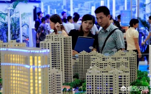 恒大地产聘请任泽平为首席经济学家，年薪高达税前1500万，怎么看？