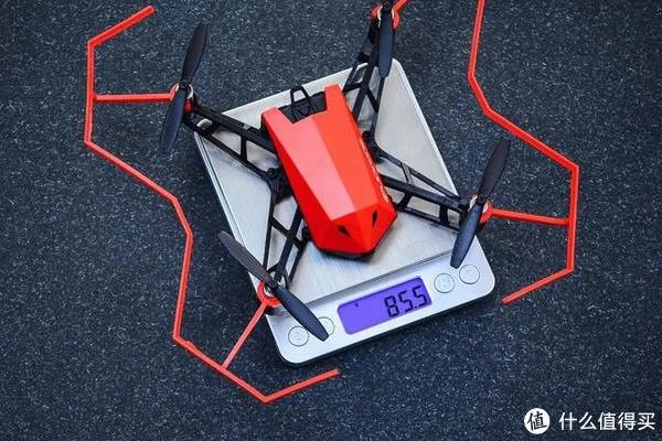 靠意念飞行到底有多玄乎?亲身体验UDrone意念无人机