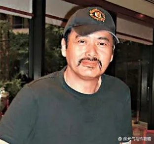 周润发三十年多年无子,妻子:不怪发哥,那是什么原因?