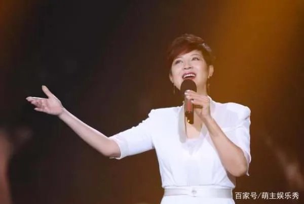 天后杭天琪,被曝白马会所常客后遭嘲,背后是3次婚姻的伤痕,近况如何?