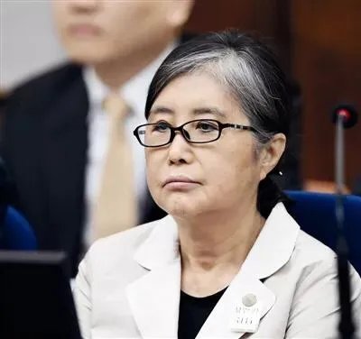不是为了权势