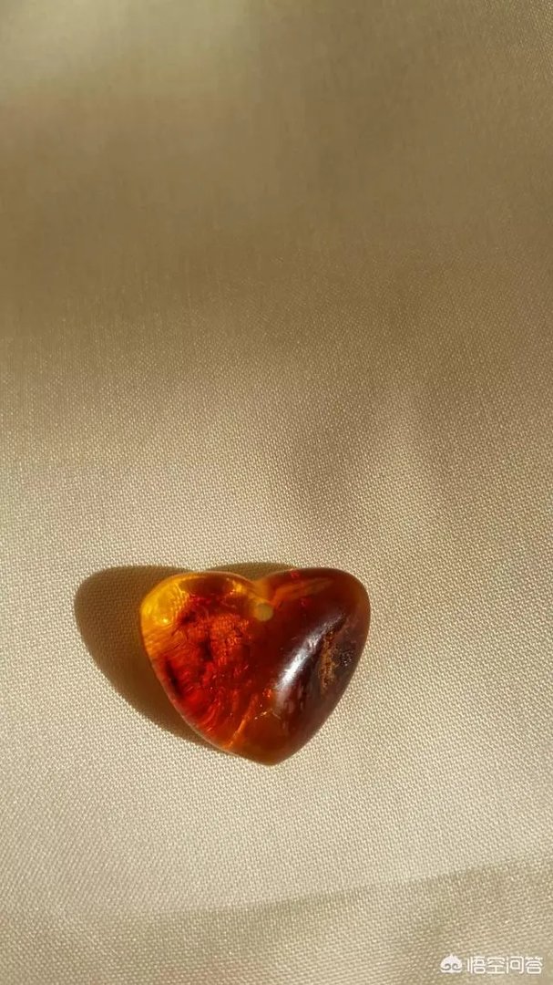 琥珀和蜜蜡真正的区别是什么?