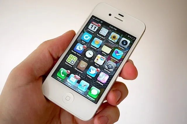 不老经典款 成都iPhone 4s报价1350元
