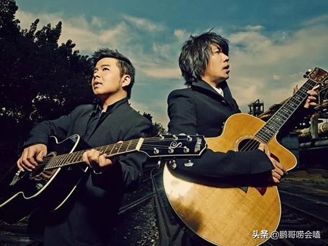 好听的校园风歌曲?