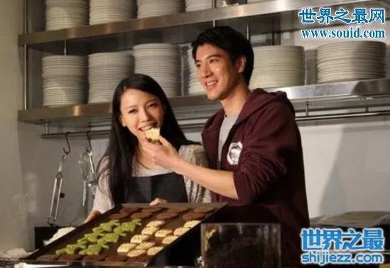 王力宏妻子李靓蕾个人资料曝光，家庭背景吓死人 