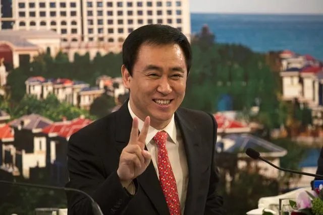 恒大地产聘请任泽平为首席经济学家，年薪高达税前1500万，怎么看？
