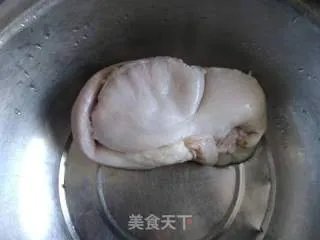 猪肚包鸡