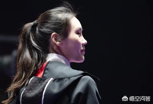 “蹦床马思纯”刘灵玲亚运会夺冠，网友称新一代蹦床女神颜值不输何雯娜，你怎么看？