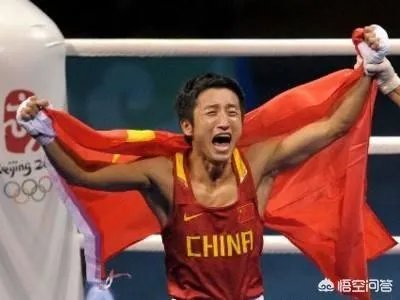 刚传眼睛失明,又爆老婆冉莹颖早已安排后路,硬汉邹市明怎么了?