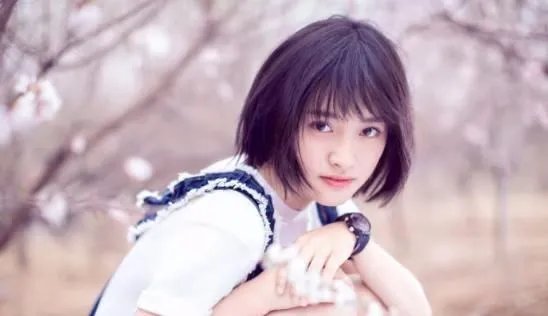 大家觉得沈月到底是一个什么样的人?