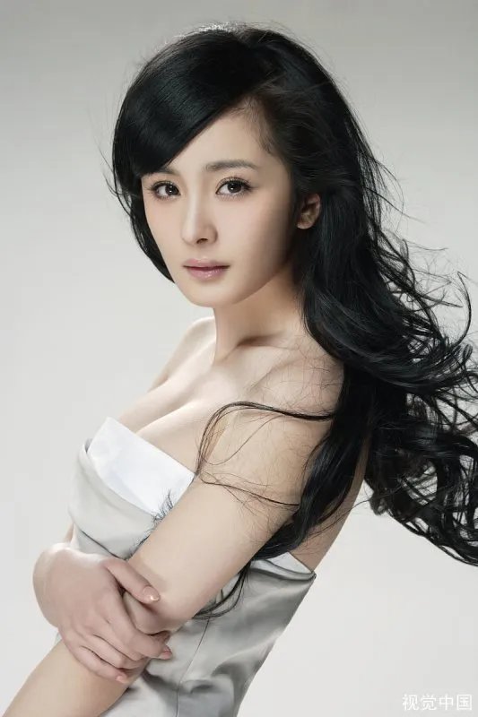 王者荣耀明星表演赛开启，盘点下有哪些明星爱玩王者?