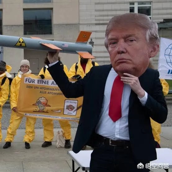 普京宣布俄罗斯暂停《中导条约》以回应美国,对此你怎么看?