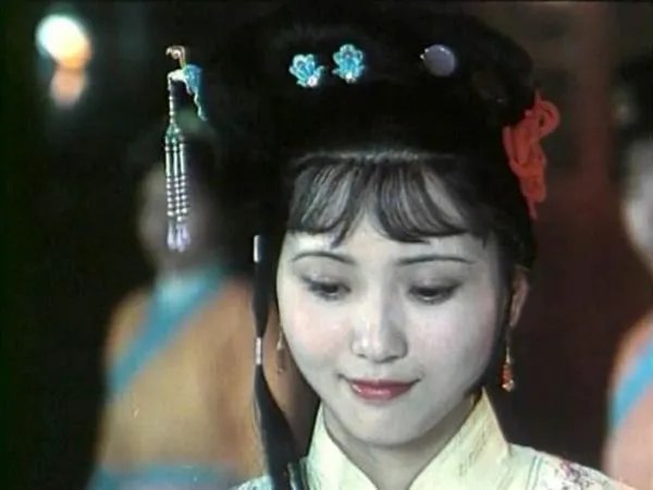如何评价《请赐我一双翅膀》中的玉玲珑?