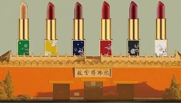 故宫神武门现巨型御猫！近几年故宫都还有哪些神操作？