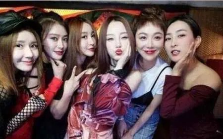 你是怎么看待马苏李小璐这样的朋友的?