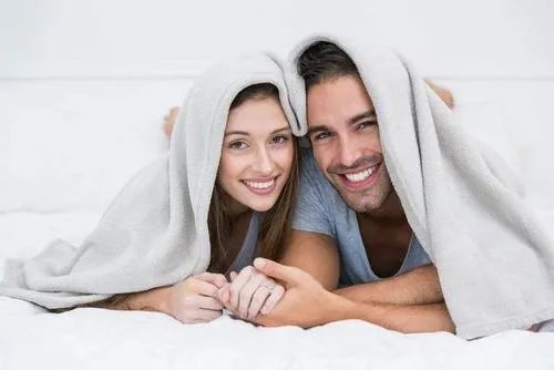 能促进夫妻感情的十件事 这十招帮你增加夫妻感情