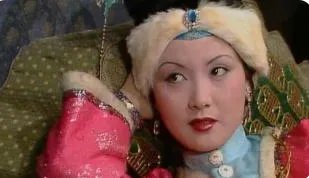 王熙凤为何会轻视婆婆邢夫人？她们之间的关系如何？