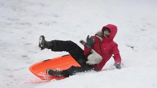 纽约遭遇暴风雪是怎么回事?