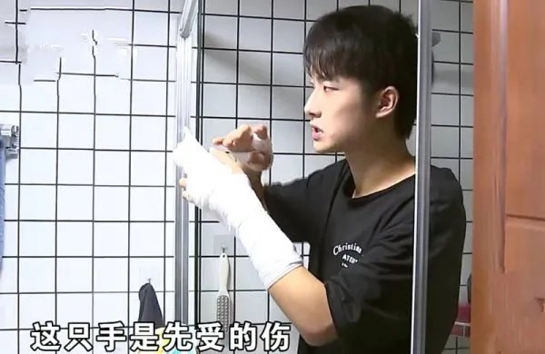 小伙维权因太帅意外爆红,事件始末是怎么回事?