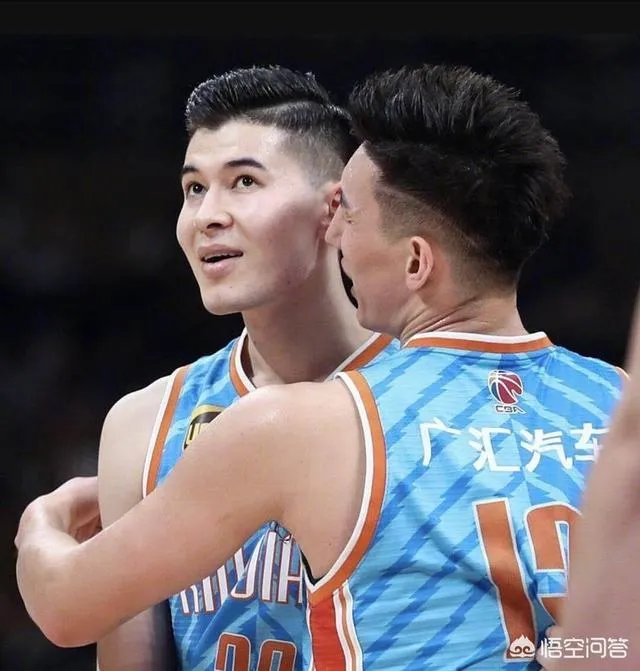 半决赛辽宁队再负新疆队，为何有球迷高喊王哲林MVP，这是什么梗？