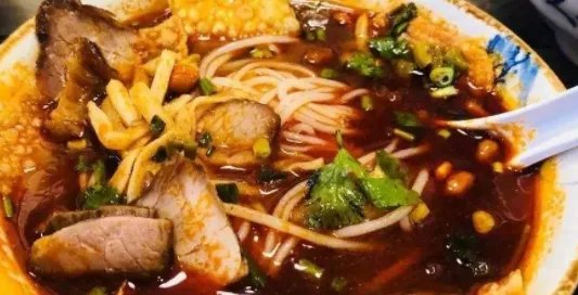 开一家螺蛳粉店需要投资多少钱？