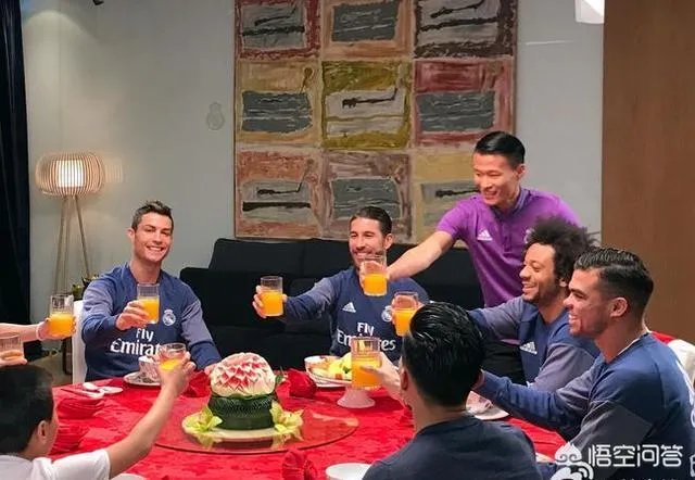 西媒发文称赞中国足球小将林良铭:他的进球把胜利装口袋里。对此你怎么看?