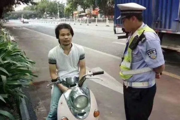广西不可能打工男子当老板，他刚出狱哪儿来的本钱？