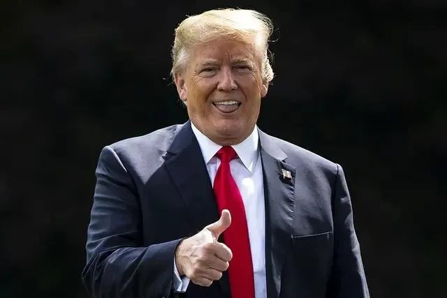 美国总统副总统身边人员接连感染新冠病毒,说明了什么?