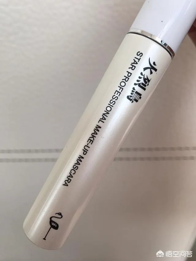 国内有哪些不起眼但是非常好用的的化妆品？