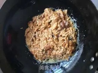 对虾酱炒鸡蛋