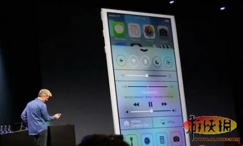 一切重新开始！苹果iOS7系统最重要十大新特性