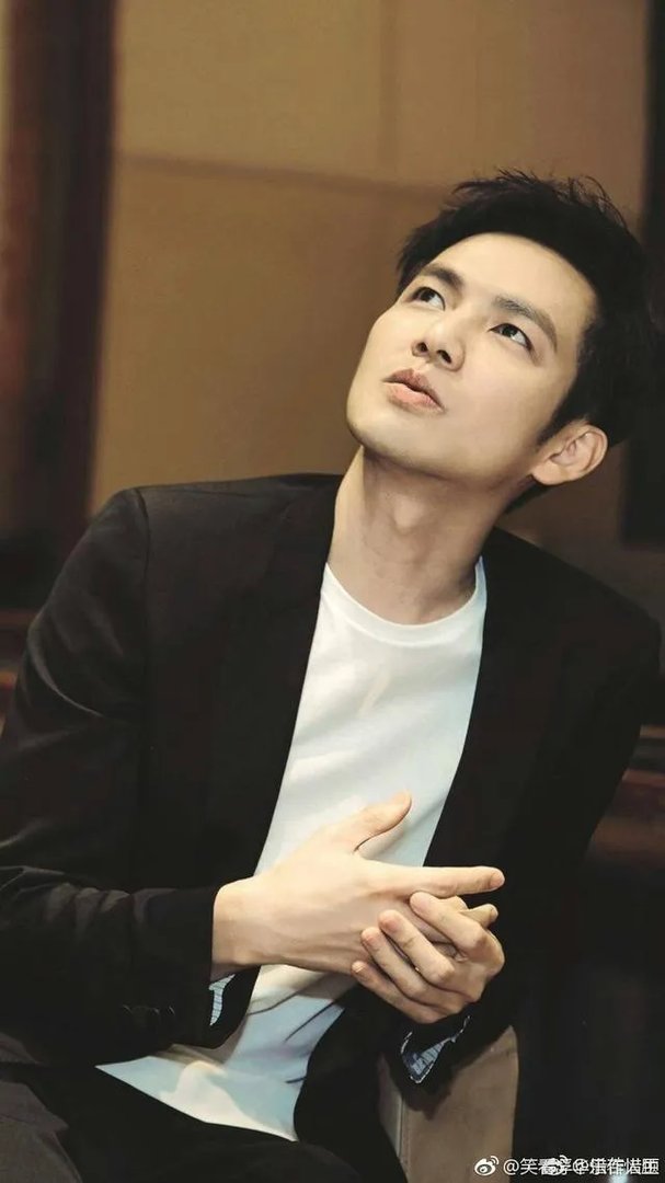 如何看待钟汉良的演技在《孤芳不自赏》中的下坡路?